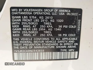 2022 Volkswagen Atlas SE z VIN 1V2JR2CA9NC542633, wystawiony jako IAAI lot #41853622 z przebiegiem 78 261 mil mil oraz . Historia ofert i sprzedaży dostępna na DreamBid. Obrazek 9.