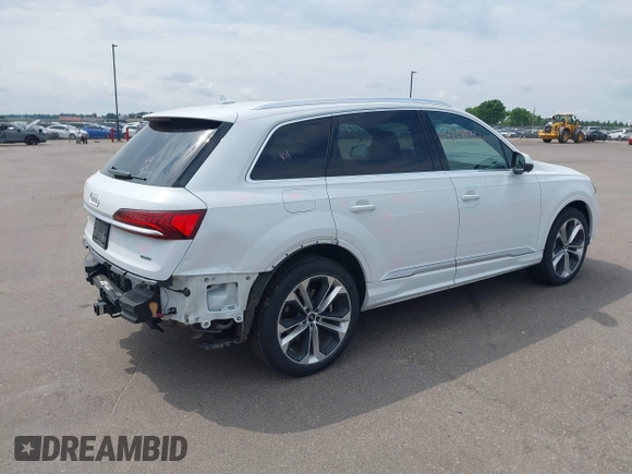 2021 Audi Q7 Premium Plus with VIN WA1LXAF75MD021454, listed as a IAAI auction lot 42444321 with 39,103 mi miles and . Bid and sale history available at DreamBid. Image 4.
