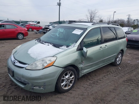2006 Toyota Sienna XLE with VIN 5TDZA22C76S568016, listed as a IAAI auction lot 41391293 with 192,339 mi miles. Bid and sale history available at carsss.com. Image 17.