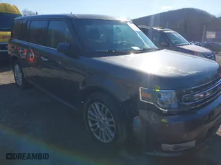 2016 Ford Flex SEL with VIN 2FMGK5C89GBA23210, listed as a IAAI auction lot 41617724 with 133,582 mi miles. Bid and sale history available at carsss.com. Image 1.
