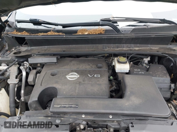 2013 Nissan Pathfinder SV with VIN 5N1AR2MM2DC633232, listed as a IAAI auction lot 42463619 with 128,131 mi miles and . Bid and sale history available at DreamBid. Image 10.
