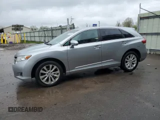 2015 Toyota Venza LE z VIN 4T3BA3BB0FU072326, wystawiony jako Copart lot #56114585 z przebiegiem 135 021 mil mil oraz Szkoda całkowita • Salvage title. Historia ofert i sprzedaży dostępna na DreamBid. Obrazek 1.
