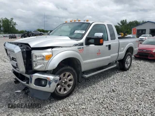 2014 Ford F-250 XL with VIN 1FT7X2B67EEA13796, listed as a Copart auction lot 61712565 with 130,090 mi miles and Salvage title. Bid and sale history available at DreamBid. Image 1.