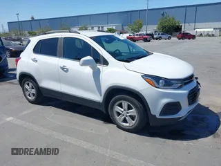 2019 Chevrolet Trax LT z VIN KL7CJLSB3KB963960, wystawiony jako IAAI lot #42353122 z przebiegiem 14 430 mil mil oraz . Historia ofert i sprzedaży dostępna na DreamBid. Obrazek 1.