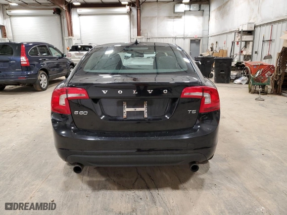 2012 Volvo S60 T5 with VIN YV1622FS0C2101907, listed as a Copart auction lot 53879165 with 116,323 mi miles and Non Repairable. Bid and sale history available at carsss.com. Image 6.