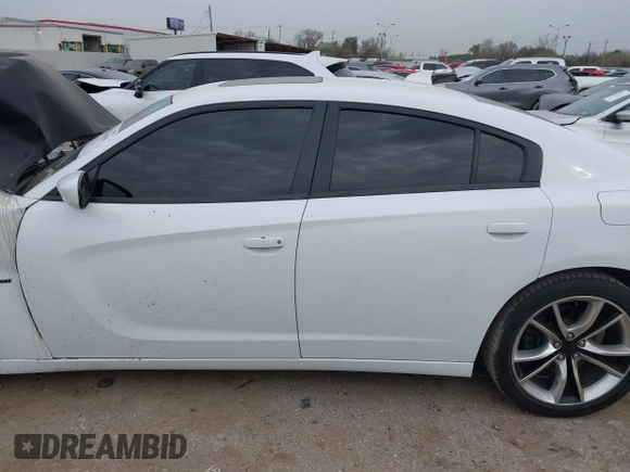 2015 Dodge Charger RT with VIN 2C3CDXCT7FH886214, listed as a IAAI auction lot 41748638 with 43,128 mi miles and . Bid and sale history available at DreamBid. Image 14.