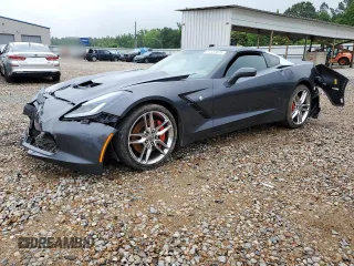 2014 Chevrolet Corvette Z51 3LT z VIN 1G1YM2D79E5100773, wystawiony jako Copart lot #57533875 z przebiegiem 52 408 mil mil oraz Szkoda całkowita • Salvage title. Historia ofert i sprzedaży dostępna na DreamBid. Obrazek 1.