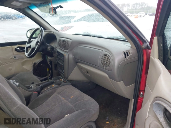 2003 Chevrolet TrailBlazer LS with VIN 1GNDS13S732274374, listed as a IAAI auction lot 42083080 with Not Provided miles and . Bid and sale history available at DreamBid. Image 5.