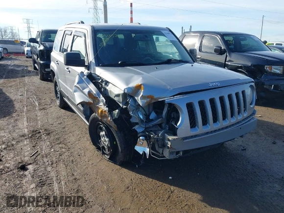 2016 Jeep Patriot Sport z VIN 1C4NJPBB0GD801752, wystawiony jako IAAI lot #41448570 z przebiegiem 108 859 mil mil oraz . Historia ofert i sprzedaży dostępna na DreamBid. Obrazek 1.