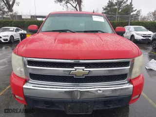 2008 Chevrolet Silverado 1500 LT w/1LT with VIN 1GCEC19018Z330212, listed as a IAAI auction lot 41559488 with 296,792 mi miles. Bid and sale history available at carsss.com. Image 12.