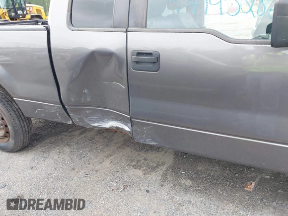 2012 Ford F-150 XL with VIN 1FTFX1EF6CFA08260, listed as a IAAI auction lot 42445282 with 171,129 mi miles and . Bid and sale history available at DreamBid. Image 6.