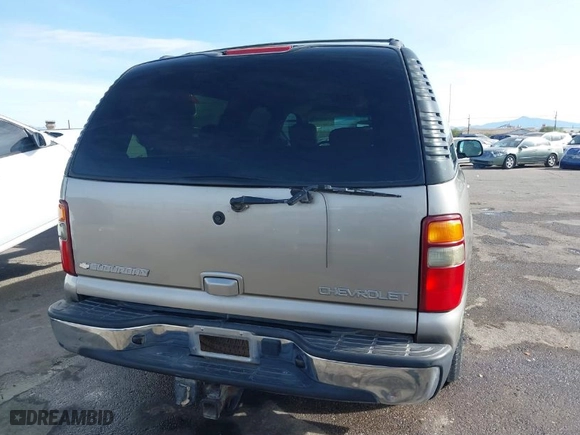 2003 Chevrolet Suburban LT with VIN 3GNFK16Z23G236849, listed as a IAAI auction lot 40980234 with NaN miles. Bid and sale history available at carsss.com. Image 16.