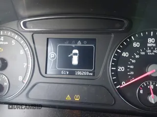 2017 Kia Sorento LX with VIN 5XYPG4A37HG220672, listed as a IAAI auction lot 41949310 with 196,269 mi miles. Bid and sale history available at carsss.com. Image 15.