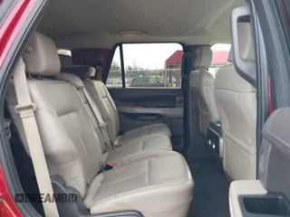 2018 Ford Expedition XLT with VIN 1FMJU1HT6JEA71703, listed as a IAAI auction lot 41606903 with 87,151 mi miles. Bid and sale history available at carsss.com. Image 8.