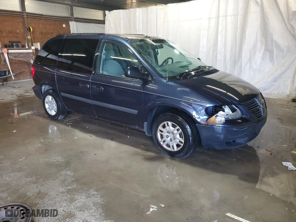 2007 Dodge Caravan SE with VIN 1D4GP25R27B204605, listed as a Copart auction lot 47238895 with NaN miles and Salvage Title. Bid and sale history available at carsss.com. Image 4.