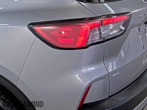 2022 Ford Escape SE z VIN 1FMCU9G66NUB33504, wystawiony jako IAAI lot #42748133 z przebiegiem 74 338 mil mil oraz . Historia ofert i sprzedaży dostępna na DreamBid. Obrazek 8.
