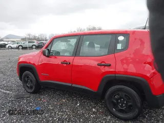 2021 Jeep Renegade Jeepster with VIN ZACNJDAB8MPM44251, listed as a IAAI auction lot 41883917 with 22,824 mi miles and . Bid and sale history available at DreamBid. Image 15.
