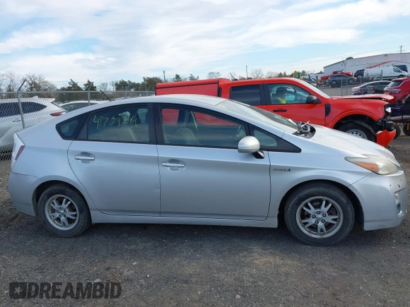 2011 Toyota Prius I with VIN JTDKN3DU8B5339040, listed as a IAAI auction lot 41729244 with 213,628 mi miles. Bid and sale history available at carsss.com. Image 13.