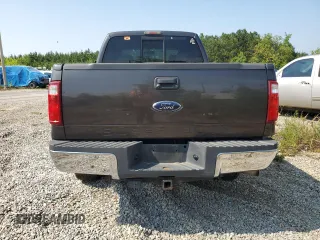 2008 Ford F-250 XL z VIN 1FTSW21R98ED16222, wystawiony jako Copart lot #58410105 z przebiegiem 223 806 mil mil oraz Szkoda całkowita • Salvage title. Historia ofert i sprzedaży dostępna na DreamBid. Obrazek 6.