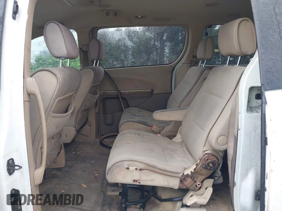 2007 Nissan Quest SL with VIN 5N1BV28U87N106556, listed as a IAAI auction lot 42121368 with 203,693 mi miles. Bid and sale history available at carsss.com. Image 8.