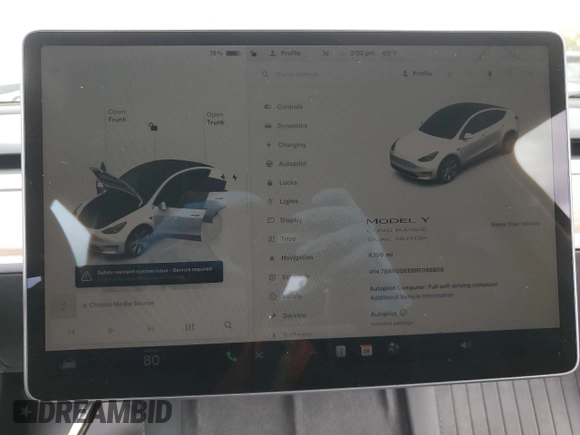 2024 Tesla Model Y Long Range with VIN 7SAYGDEE8RF088808, listed as a Copart auction lot 50406865 with 8,150 mi miles and Salvage title. Bid and sale history available at DreamBid. Image 9.