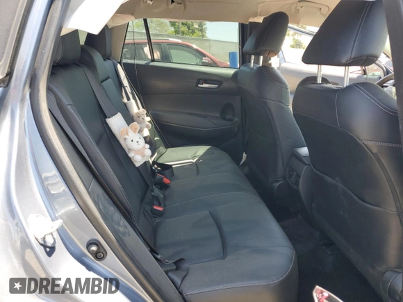 2022 Toyota Corolla Cross XLE with VIN 7MUEAAAG3NV012240, listed as a Copart auction lot 54125225 with 16,204 mi miles and Salvage title. Bid and sale history available at DreamBid. Image 11.