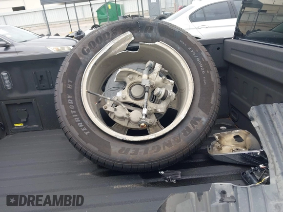2021 Ford F-150 XL с VIN 1FTEW1C84MKE87869, выставлен на аукционе IAAI как лот 42476460 с пробегом 83 433 миль миль и . История ставок и продаж доступна на DreamBid. Изображение 12.