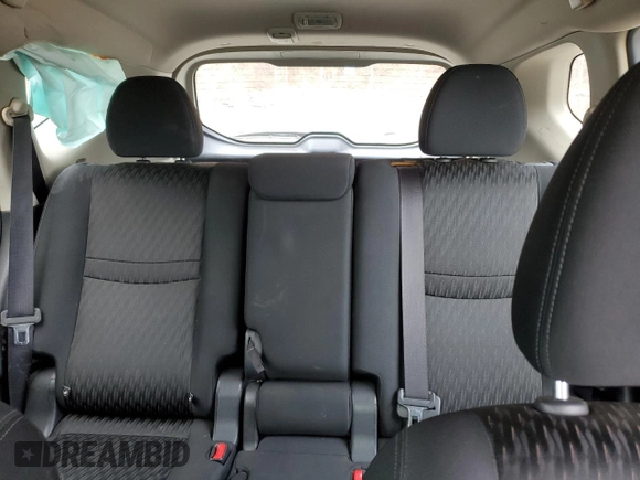2017 Nissan Rogue SV z VIN KNMAT2MV6HP567975, wystawiony jako Copart lot #51573335 z przebiegiem 109 489 mil mil oraz Szkoda całkowita • Salvage title. Historia ofert i sprzedaży dostępna na DreamBid. Obrazek 10.