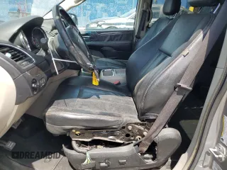 2016 Chrysler Town & Country Touring with VIN 2C4RC1BG0GR294949, listed as a Copart auction lot 50975685 with 145,139 mi miles and Salvage Title. Bid and sale history available at DreamBid. Image 7.