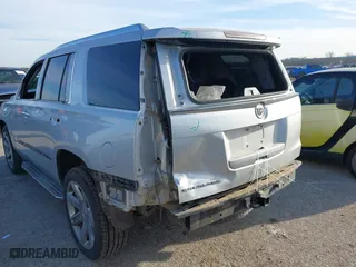 2015 Cadillac Escalade Luxury with VIN 1GYS4BKJ1FR300806, listed as a IAAI auction lot 41816789 with 131,457 mi miles. Bid and sale history available at carsss.com. Image 6.