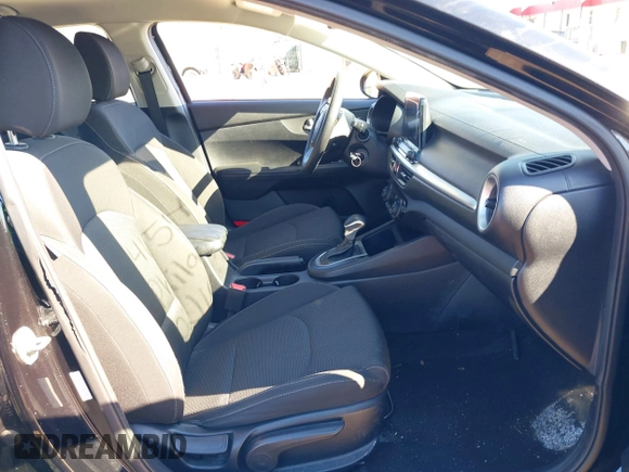 2019 Kia Forte LXS with VIN 3KPF24AD1KE047822, listed as a IAAI auction lot 41554454 with 106,853 mi miles and . Bid and sale history available at DreamBid. Image 5.