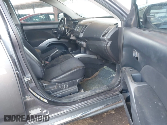 2010 Mitsubishi Outlander SE с VIN JA4AS3AW5AZ013840, выставлен на аукционе IAAI как лот 42180704 с пробегом 148 821 миль миль и . История ставок и продаж доступна на DreamBid. Изображение 5.