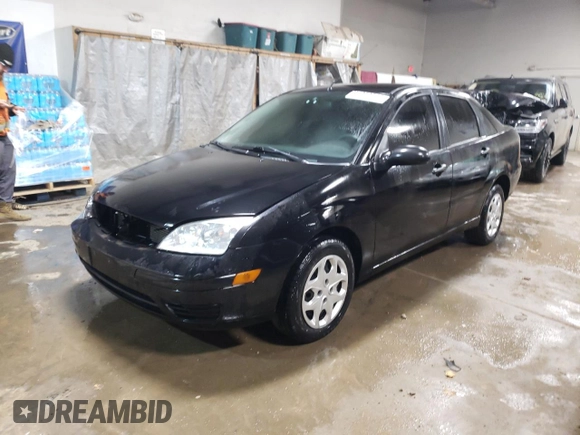 2007 Ford Focus S z VIN 1FAHP34N57W277715, wystawiony jako Copart lot #81950714 z przebiegiem 155 306 mil mil oraz Szkoda całkowita • Salvage title. Historia ofert i sprzedaży dostępna na DreamBid. Obrazek 1.