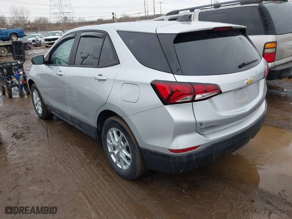 2022 Chevrolet Equinox LS with VIN 3GNAXHEV2NS175800, listed as a IAAI auction lot 41555704 with 64,172 mi miles. Bid and sale history available at carsss.com. Image 3.