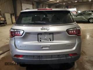 2018 Jeep Compass Latitude with VIN 3C4NJDBB9JT484232, listed as a Copart auction lot 50371705 with 77,464 mi miles and Salvage Title. Bid and sale history available at DreamBid. Image 6.
