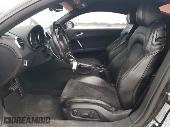 2008 Audi TT 2.0T z VIN TRUAF38J881003239, wystawiony jako Copart lot #44461675 z przebiegiem 167 366 mil mil oraz Szkoda całkowita • Salvage title. Historia ofert i sprzedaży dostępna na DreamBid. Obrazek 7.