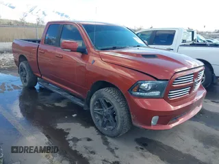2013 Ram 1500 Sport с VIN 1C6RR7HT4DS589902, выставлен на аукционе IAAI как лот 41835863 с пробегом 150 407 миль миль и . История ставок и продаж доступна на DreamBid. Изображение 1.