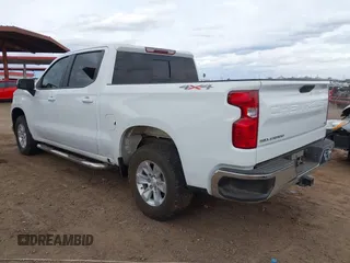 2021 Chevrolet Silverado 1500 LT with VIN 3GCUYDED0MG249882, listed as a IAAI auction lot 41779916 with 106,357 mi miles. Bid and sale history available at carsss.com. Image 3.
