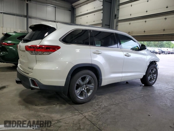 2018 Toyota Highlander Limited with VIN 5TDDZRFH1JS818134, listed as a Copart auction lot 61912885 with 69,183 mi miles and Salvage title. Bid and sale history available at DreamBid. Image 3.