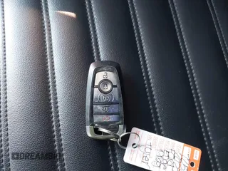 2020 Ford Edge SEL с VIN 2FMPK4J93LBB56268, выставлен на аукционе IAAI как лот 41956878 с пробегом 226 805 миль миль и . История ставок и продаж доступна на DreamBid. Изображение 11.