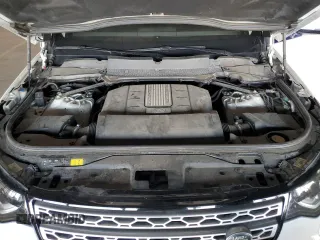 2017 Land Rover Discovery HSE with VIN SALRRBBV4HA044468, listed as a Copart auction lot 84528404 with 64,978 mi miles and Clean Title. Bid and sale history available at carsss.com. Image 11.