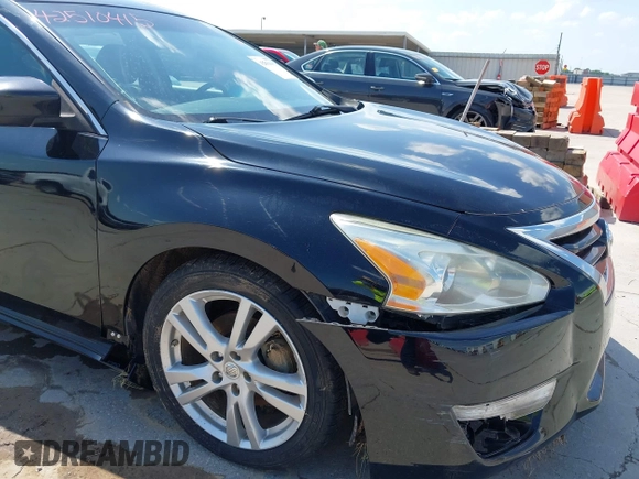 2015 Nissan Altima SL with VIN 1N4BL3AP2FC184822, listed as a IAAI auction lot 42510415 with 137,232 mi miles and . Bid and sale history available at DreamBid. Image 6.