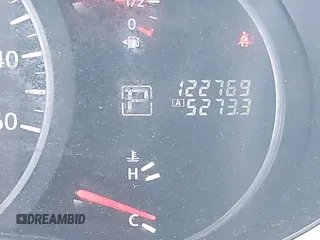 2015 Nissan Quest SV z VIN JN8AE2KP9F9124482, wystawiony jako IAAI lot #42195908 z przebiegiem 122 769 mil mil oraz . Historia ofert i sprzedaży dostępna na DreamBid. Obrazek 15.