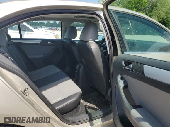 2013 Volkswagen Jetta Hybrid SE с VIN 3VW637AJ1DM311230, выставлен на аукционе Copart как лот 61694665 с пробегом 189 215 миль миль и Чистый • Clean title. История ставок и продаж доступна на DreamBid. Изображение 11.