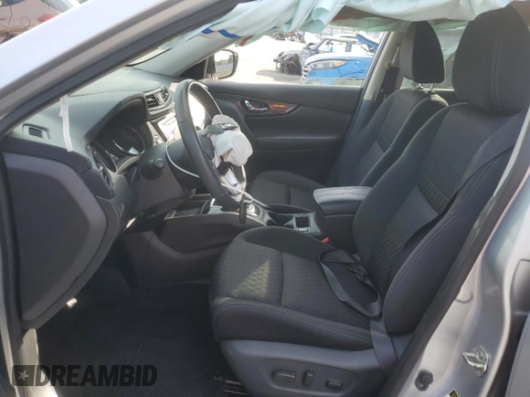 2020 Nissan Rogue SV z VIN KNMAT2MT2LP517288, wystawiony jako Copart lot #61506345 z przebiegiem 76 097 mil mil oraz Nie do naprawy • Non repairable. Historia ofert i sprzedaży dostępna na DreamBid. Obrazek 7.