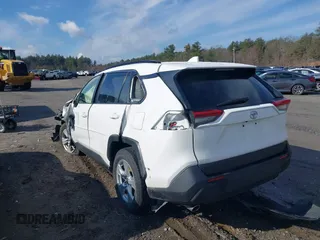 2019 Toyota RAV4 XLE with VIN JTMP1RFVXKD014440, listed as a IAAI auction lot 41877070 with 1 mi miles. Bid and sale history available at carsss.com. Image 3.