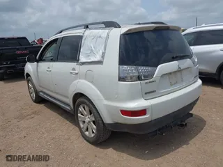 2013 Mitsubishi Outlander SE with VIN JA4AS3AW0DU003394, listed as a IAAI auction lot 42081015 with 80,413 mi miles. Bid and sale history available at carsss.com. Image 3.