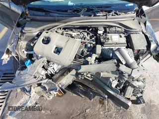 2019 Hyundai Elantra SE with VIN 5NPD74LF8KH477320, listed as a IAAI auction lot 41929771 with 51,395 mi miles and . Bid and sale history available at DreamBid. Image 10.
