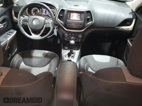 2018 Jeep Cherokee Latitude with VIN 1C4PJMCB2JD556207, listed as a Copart auction lot 58478395 with 102,884 mi miles and Salvage title. Bid and sale history available at DreamBid. Image 8.