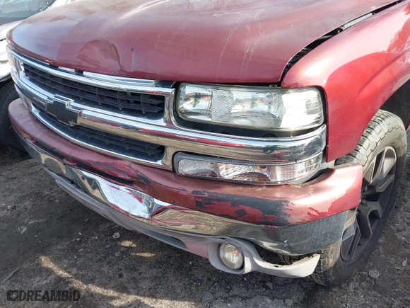 2003 Chevrolet Tahoe LT with VIN 1GNEC13ZX3R307650, listed as a IAAI auction lot 41292769 with 313,720 mi miles. Bid and sale history available at carsss.com. Image 6.